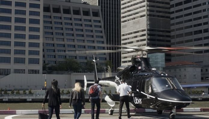 UBER LANZA TAXIS AÉREOS