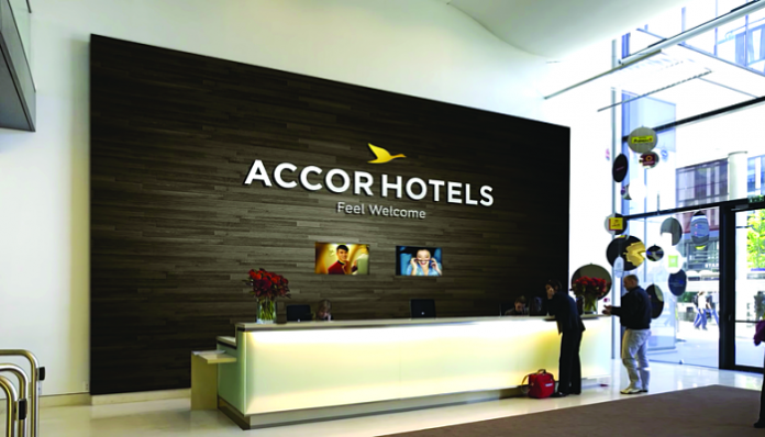 ACCOR SE ALÍA CON VISA