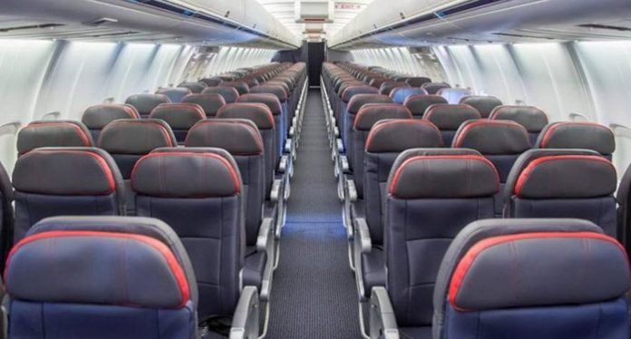 LAS AEROLÍNEAS NO ESTÁN OBLIGADAS A DEJAR ASIENTOS LIBRES
