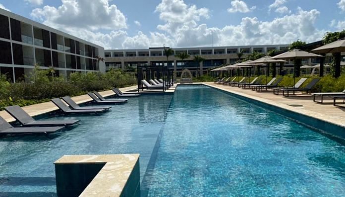 POSADAS INICIA SU EXPANSIÓN EN EL CARIBE