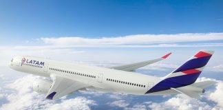 LATAM AIRLINES PRESENTA SU PLAN DE REACTIVACIÓN LATAM AIRLINES PRESENTA SU PLAN DE REACTIVACIÓN