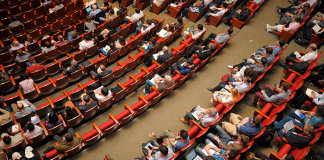 LOS RESPONSABLES DE FERIAS Y PALACIOS DE CONGRESOS DE ESPAÑA SE UNEN Los responsables de ferias y palacios de congresos de España se unen