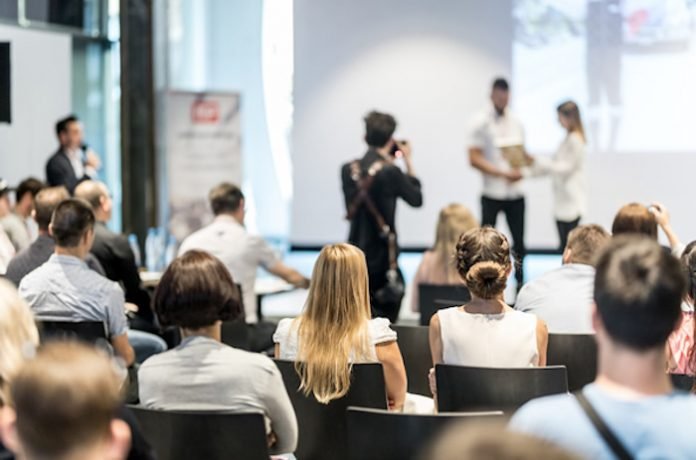 W2M COMPRA VIAJES EROSKI E INTEGRA LA MARCA TRAVEL AIR EVENTS