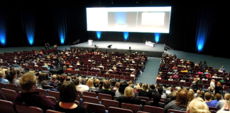 ESPAÑA SE ACERCA A LOS NIVELES DE MICE PREPANDEMIA EL TURISMO MICE SE RECUPERA Y GASTA MÁS