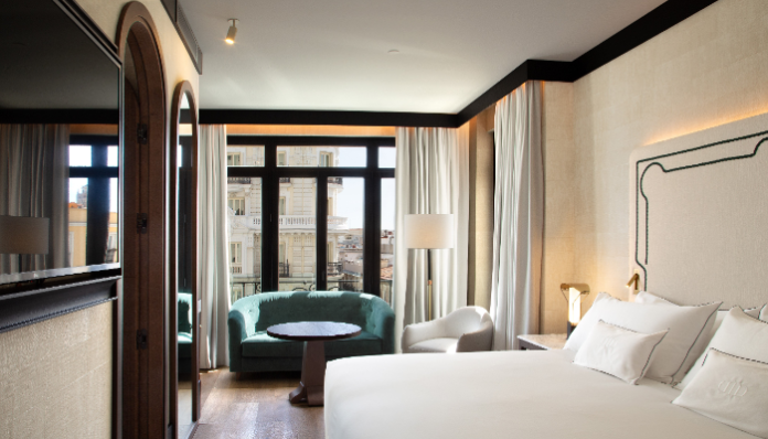 CURIO COLLECTION BY HILTON ABRE EN MADRID