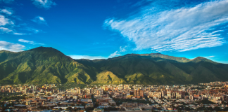 IBERIA INCREMENTA LAS CONEXIONES ENTRE EUROPA Y LATINOAMÉRICA IBERIA INCREMENTA LAS CONEXIONES ENTRE EUROPA Y LATINOAMÉRICA