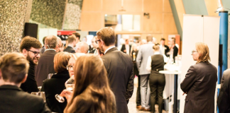 LA BÚSQUEDA DE EXPERIENCIAS PREDOMINA EN LOS EVENTOS LA BÚSQUEDA DE EXPERIENCIAS PREDOMINA EN LOS EVENTOS