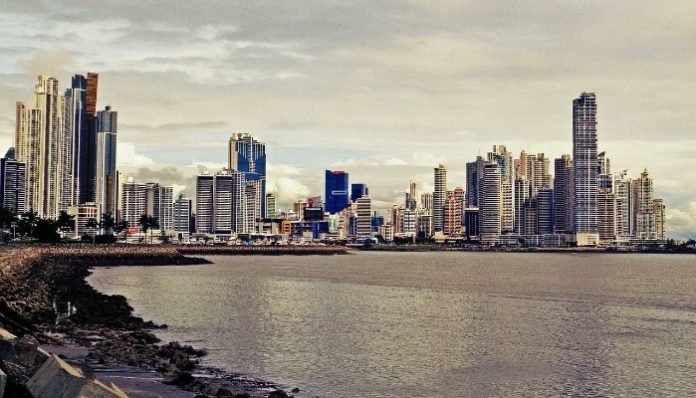 PANAMÁ BUSCA CAPTAR EL TURISMO EN TRÁNSITO