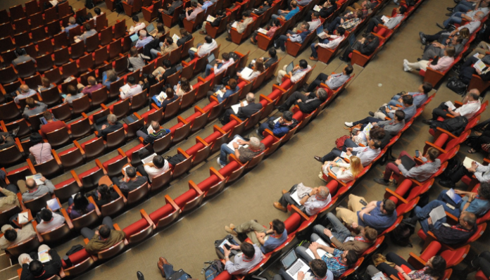 DESAFÍOS Y TENDENCIAS DE 2024 EN EL SECTOR MICE