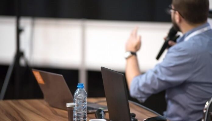 EL SECTOR MICE DEBE INVERTIR EN EL RESKILLING DE SUS PROFESIONALES